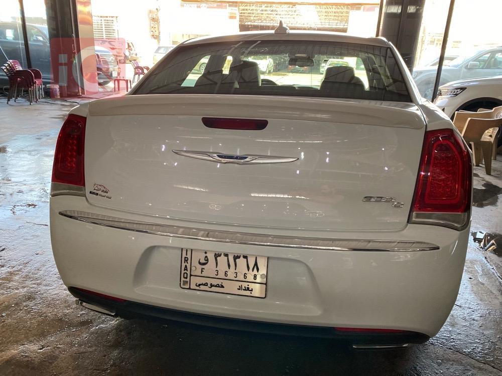 Chrysler 300